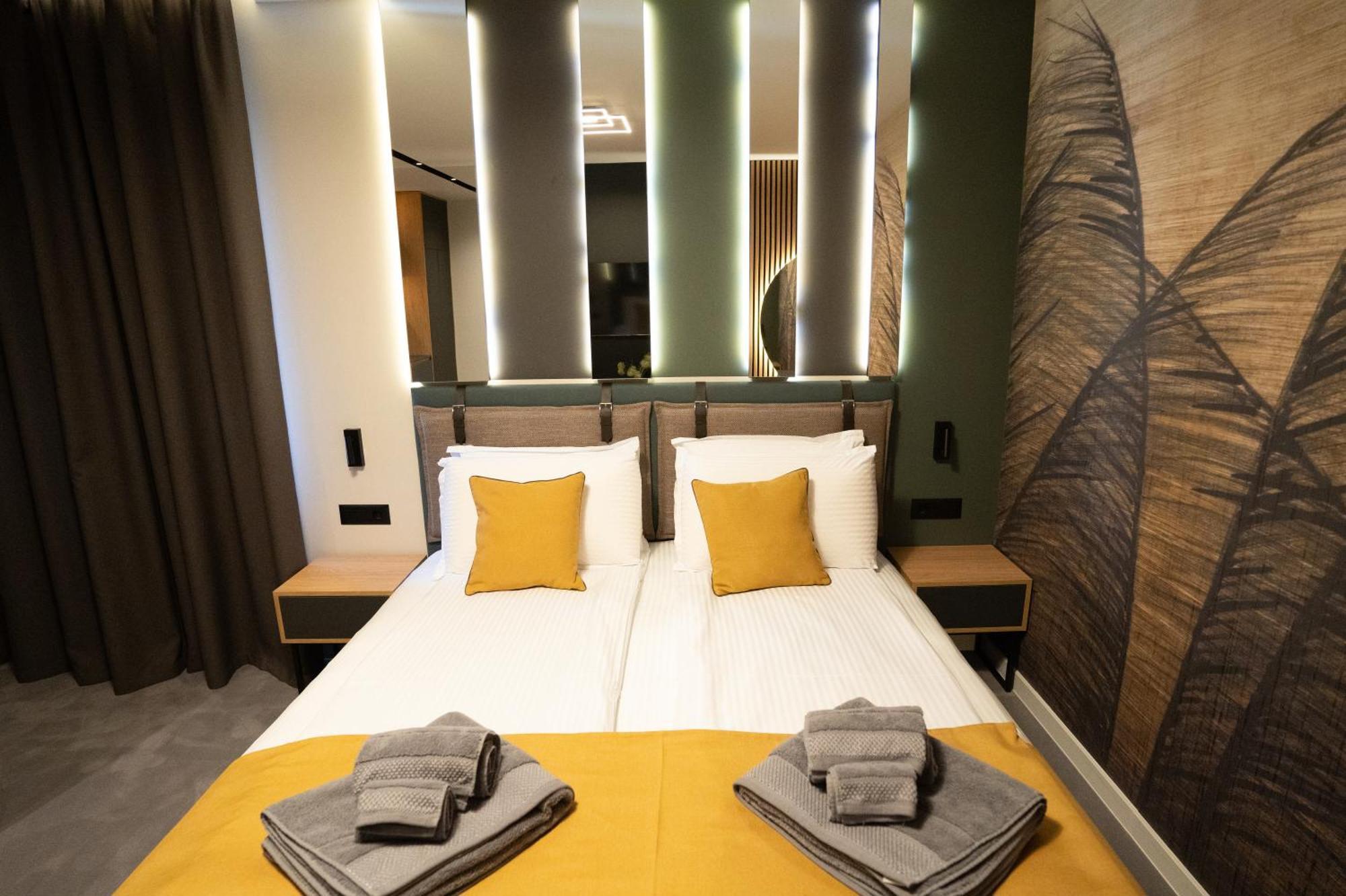 Park Hotel Novel Veliko Tarnovo Exterior photo